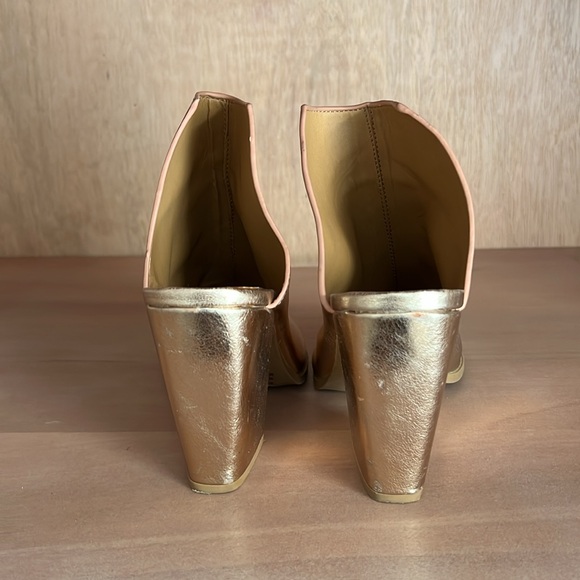 Qupid Rose Gold Metallic Heels - Picture 3 of 10
